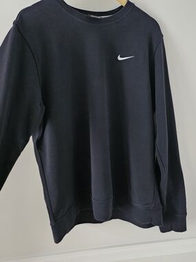 Nike UNISEX's Black Crewneck with White Swoosh